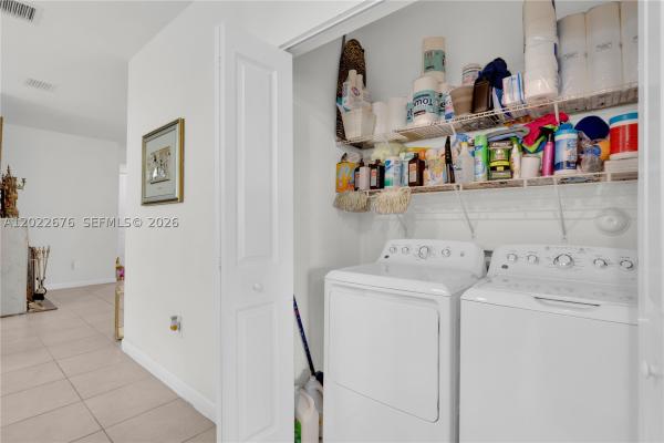 Kingman Commons, 2484 SE 1st St, Homestead, Florida 33033, image 3