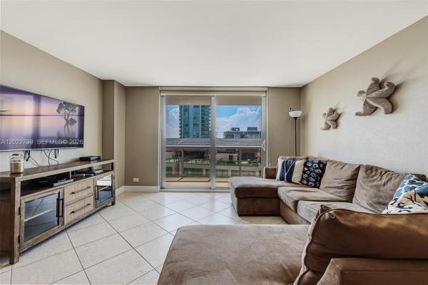 Maison Grande, 6039 Collins Ave #936, Miami Beach, Florida 33140, image 1