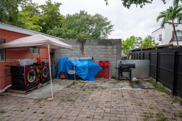 Grapeland Heights, 3401 NW 15th St, Miami, Florida 33125, image 3