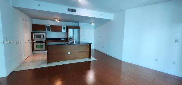 Quantum On The Bay, 1900 N Bayshore Dr #3717, Miami, Florida 33132, image 2