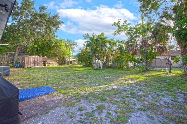 Golden Ridge, 2501 NW 30th Way, Fort Lauderdale, Florida 33311, image 2