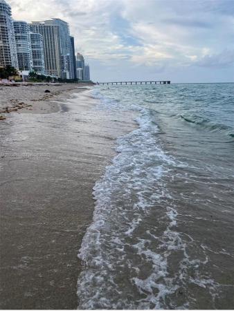 Porto Bellagio, 17125 N Bay Rd #3609, Sunny Isles Beach, Florida 33160, image 1