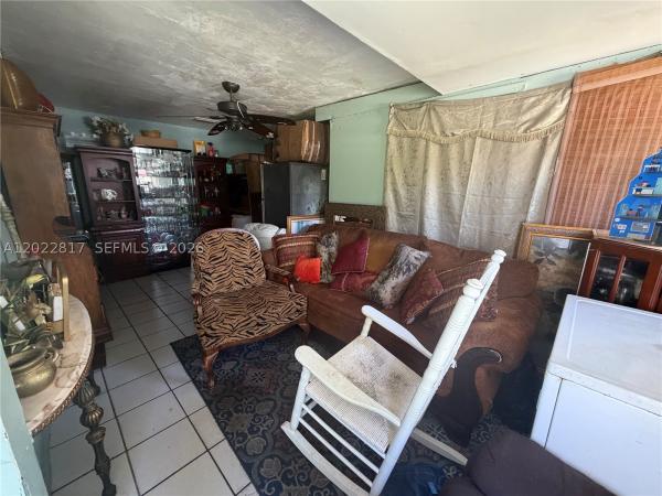 Hollywood Beach Gardens, 5740 Taylor St, Hollywood, Florida 33021, image 2