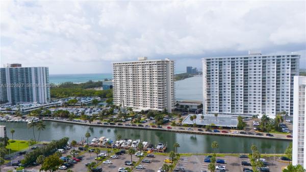 Arlen House Central, 300 Bayview Dr #1504, Sunny Isles Beach, Florida 33160, image 2