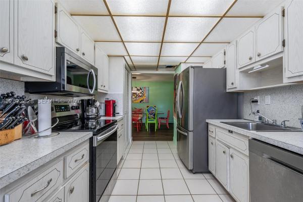 Plantation Royal, 6923 Cypress Rd #C12, Plantation, Florida 33317, image 3