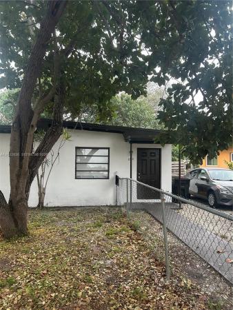 Sunkist Grove, 1080 NW 121st St, North Miami, Florida 33168, image 2