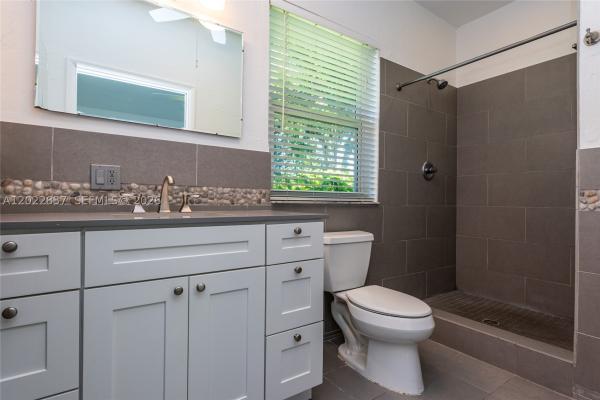 River Estates, 66 NW 87th St, El Portal, Florida 33150, image 2