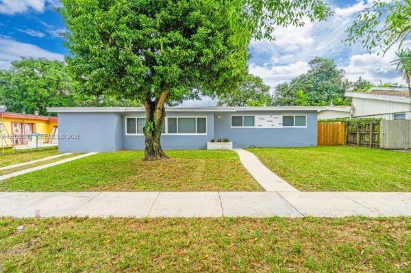 17621 NE 7th Ave, Unincorporated Dade County, Florida 33162, image 1