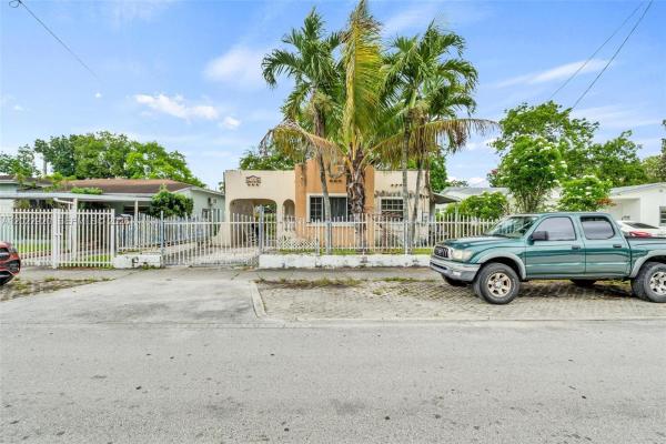 36th St Manors, 1122 NW 38th St, Miami, Florida 33127, image 2