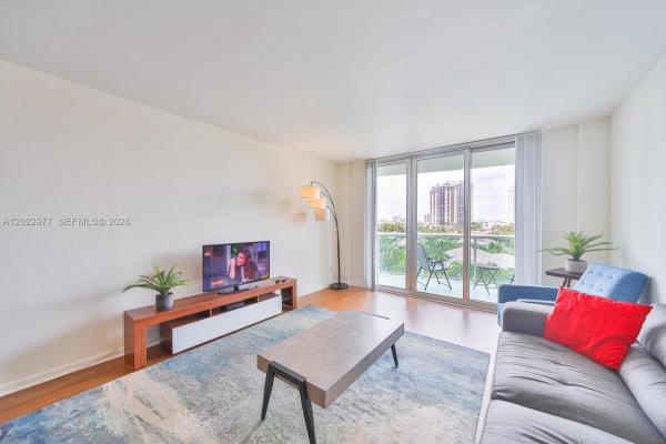 Ocean Reserve, 19370 Collins Ave #622, Sunny Isles Beach, Florida 33160, image 1
