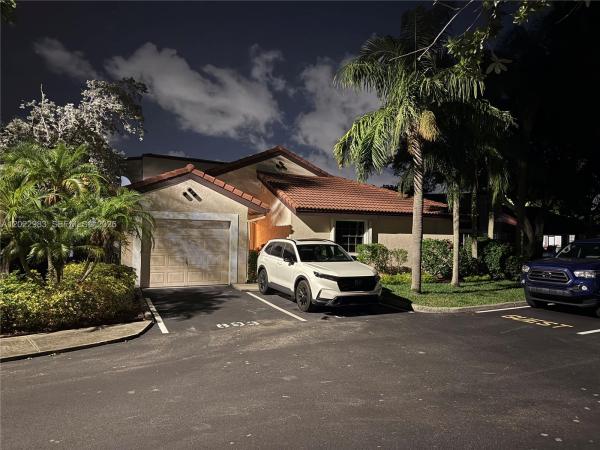 Lakeview Courts At Jacaranda, 8927 W Sunrise Blvd, Plantation, Florida 33322, image 1