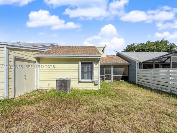 14609 SW 143rd Place Cir, Unincorporated Dade County, Florida 33186, image 3