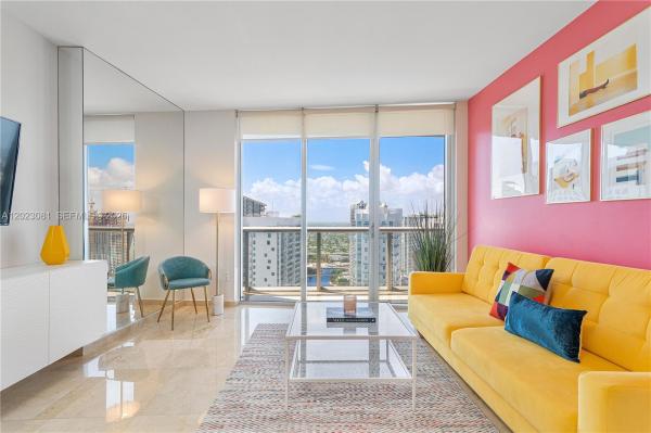 Icon Brickell Tower 3, 485 Brickell Ave #4206, Miami, Florida 33131, image 1