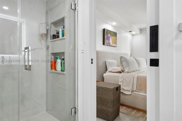 Grapetree Townhouses Of Key Biscayne, 425 Grapetree Dr #211, Key Biscayne, Florida 33149, image 1