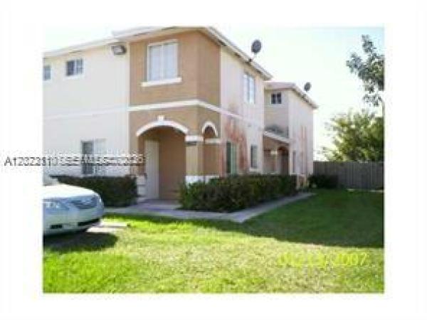 Royale Point Townvillas, 18674 SW 100th Ave, Cutler Bay, Florida 33157, image 1
