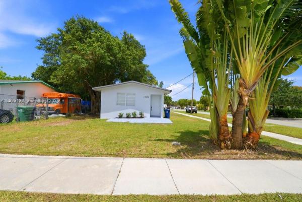 17875 SW 103rd Ave, Unincorporated Dade County, Florida 33157, image 1