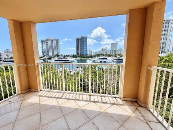 The Yacht Club At Aventura, 19877 E Country Club Dr #3408, Aventura, Florida 33180, image 1