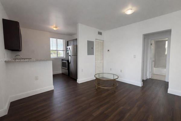 540 NW 7th St #36, Miami, Florida 33136, image 1