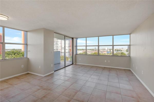 1300 NE Miami Gardens Dr #714E, Unincorporated Dade County, Florida 33179, image 1