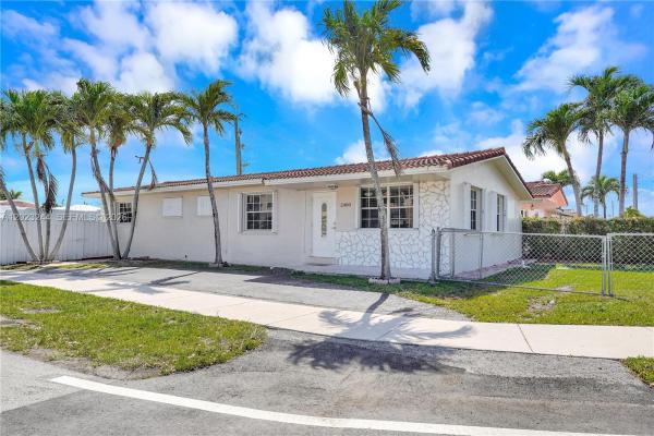 2400 SW 103rd Ct, Unincorporated Dade County, Florida 33165, image 1