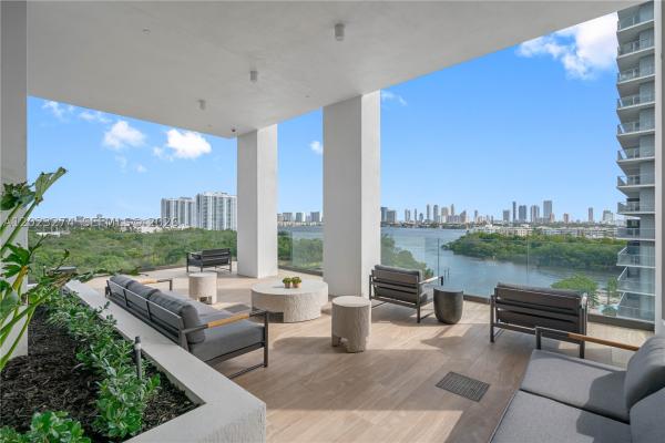 Soleste NoMi Beach, 16395 Biscayne Blvd #1310, North Miami Beach, Florida 33160, image 3