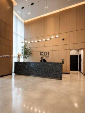 121 NE 5th St #3203, Miami, Florida 33132, image 1