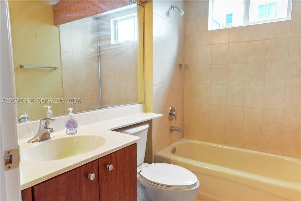 Grove View, 2550 SW 27th Ave #301, Miami, Florida 33133, image 3