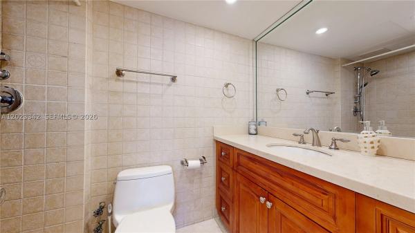 Parker Tower, 3140 S Ocean Dr #1210, Hallandale Beach, Florida 33009, image 1