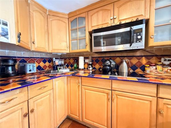 Baycourt Towers, 899 West Ave #4G, Miami Beach, Florida 33139, image 1