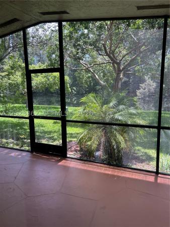 578 Woodgate Cir #E, Sunrise, Florida 33326, image 2