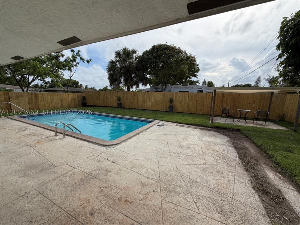 Kendall Green, 1901 NW 1st Ave, Pompano Beach, Florida 33060, image 2