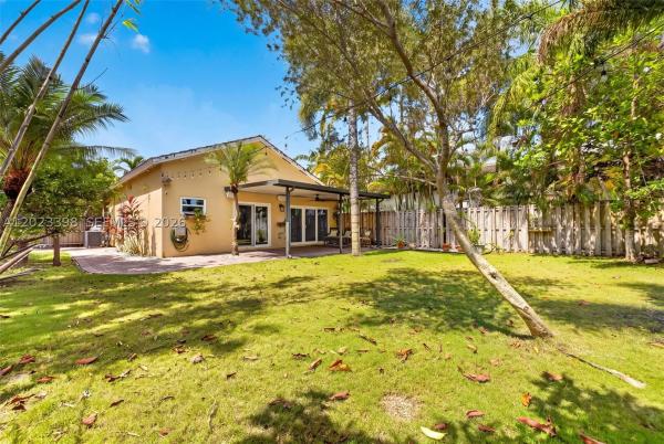 14421 SW 155th Pl, Unincorporated Dade County, Florida 33196, image 2