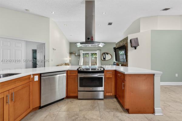 14421 SW 155th Pl, Unincorporated Dade County, Florida 33196, image 1