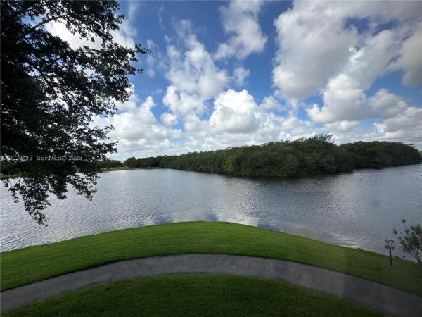 Applewood Village 2, 2768 S Carambola Cir S #206, Coconut Creek, Florida 33066, image 1