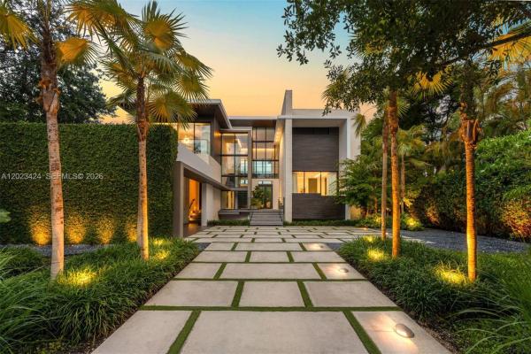 Cocoplum, 132 Paloma Dr, Coral Gables, Florida 33143, image 1