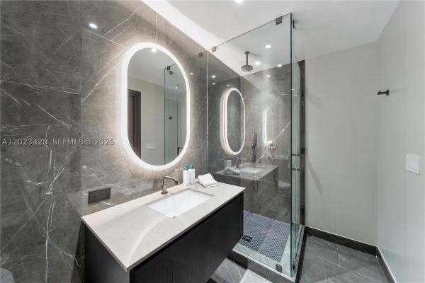 20 NE 11th St #2503B, Miami, Florida 33132, image 3