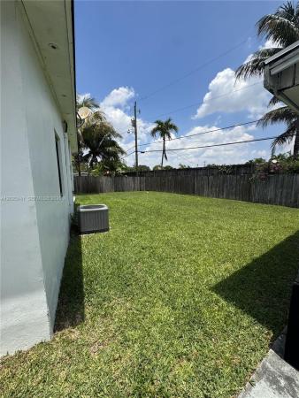 5701 SW 117th Ave, Unincorporated Dade County, Florida 33183, image 2