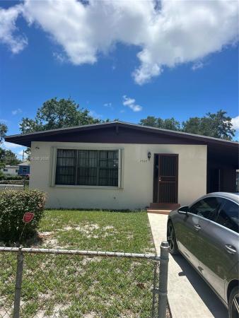 2980 NW 170th St, Miami Gardens, Florida 33056, image 1