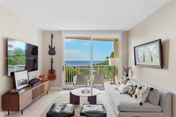 The Metropolitan, 2475 Brickell Ave #708, Miami, Florida 33129, image 1
