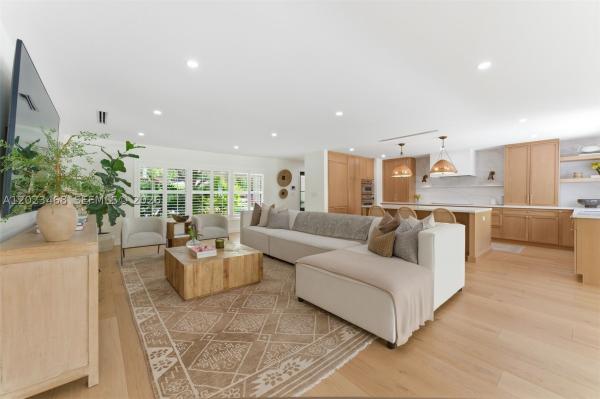 Merion Park Manor, 7350 SW 65th Ave, South Miami, Florida 33143, image 3
