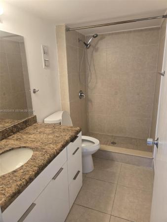 Woodside, 16950 W Dixie Hwy #B320, North Miami Beach, Florida 33160, image 3