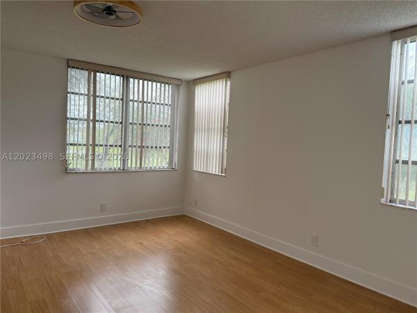 Sabal Palm Of Pine Island Ridge, 9531 Seagrape Dr #202, Davie, Florida 33324, image 3