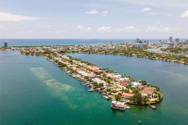 Biscayne Beach, 1430 Stillwater Dr, Miami Beach, Florida 33141, image 2