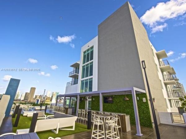 Brickell West, 729 NW 2nd St #410, Miami, Florida 33128, image 1