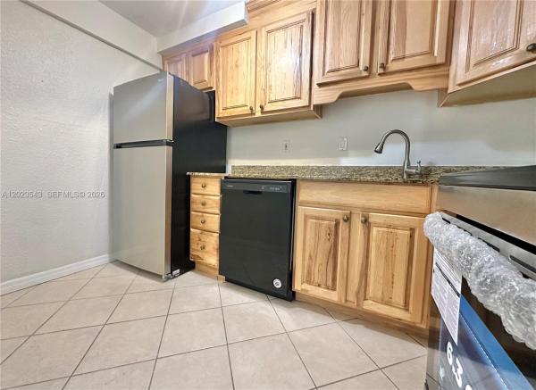 Villas Of Pinecrest, 8650 SW 67th Ave #1032, Pinecrest, Florida 33156, image 1