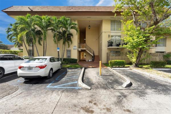 8550 SW 109th Ave #5-119, Unincorporated Dade County, Florida 33173, image 1