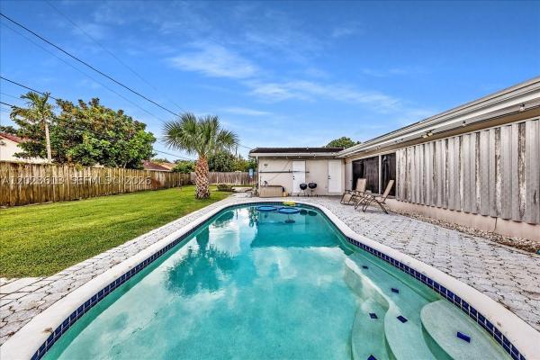 Plantation Park Lakesites, 5260 SW 10th Ct, Plantation, Florida 33317, image 2