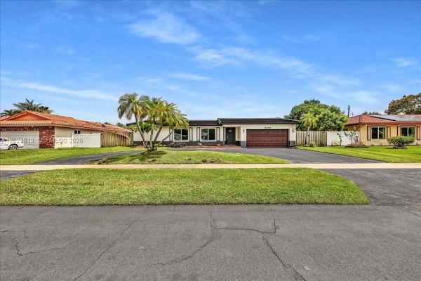 Plantation Park Lakesites, 5260 SW 10th Ct, Plantation, Florida 33317, image 1