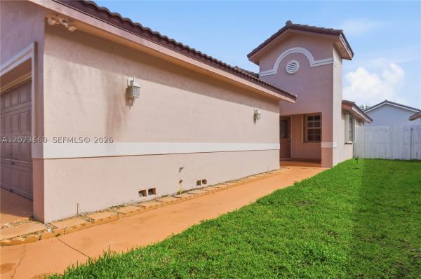 Tiffany Cove At Silver Lakes, 17655 SW 6th St, Pembroke Pines, Florida 33029, image 2
