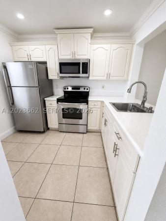 7668 SW 152nd Ave #2-206, Unincorporated Dade County, Florida 33193, image 1